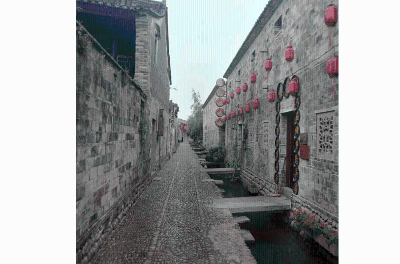 一根绳长30厘米，用它围成的长方形和正三角形，哪一个面积大，大多少？游戏画面